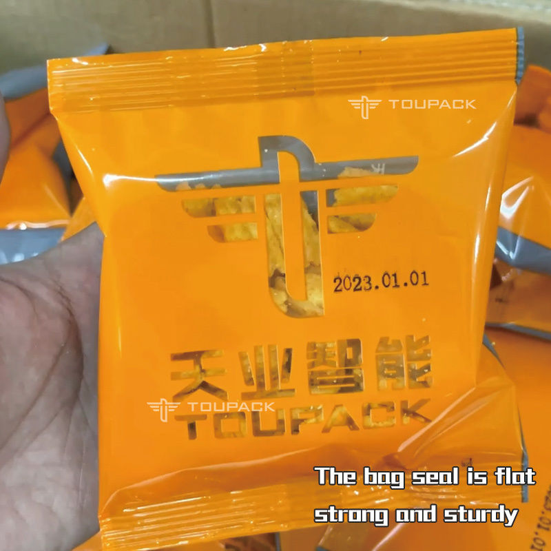 10/14 هپر های چند سر وزنه دار ماشین بسته بندی گوله کیسه های پلاستیکی دستگاه بسته بندی وزنه دار چند سر عمودی